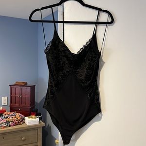 NWT Zara Velvet apace Bodysuit